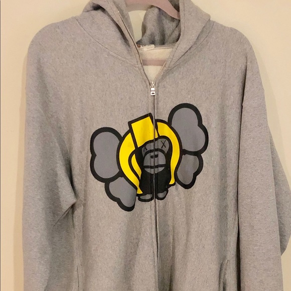 how do bape hoodies fit